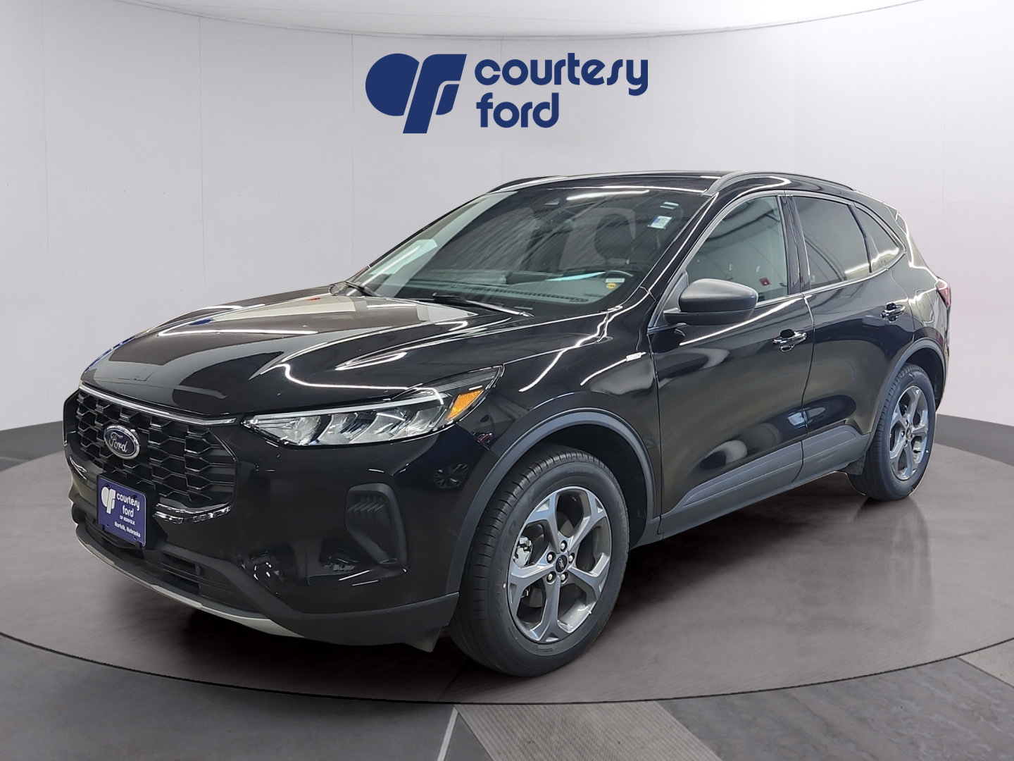 Certified 2025 Ford Escape ST-Line w/ Tech Pack #1 AWD/4WD image 3