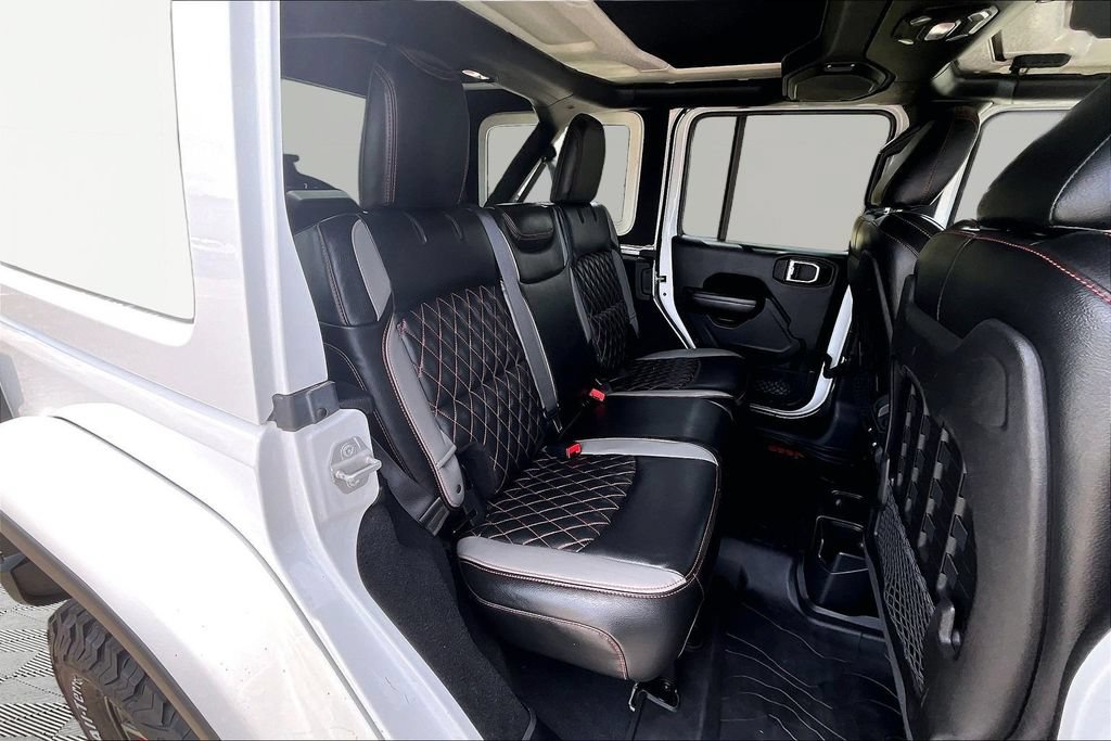 Used 2018 Jeep Wrangler Unlimited Rubicon AWD/4WD image 27