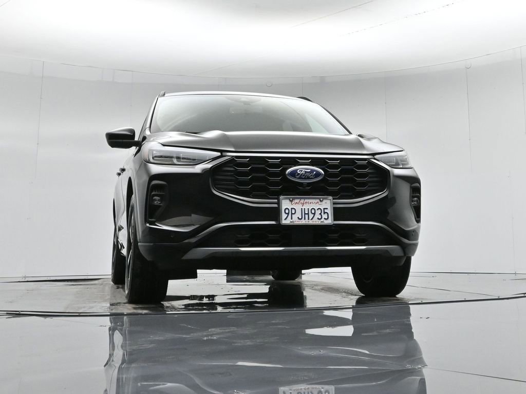 Certified 2024 Ford Escape ST-Line Elite image 7