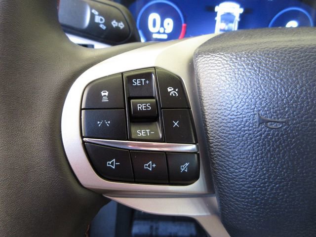 Certified 2025 Ford Explorer Active w/ Active Comfort Package RWD image 16