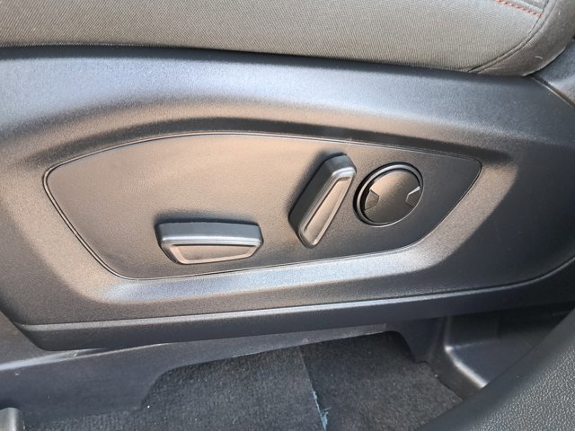 Certified 2025 Ford Explorer Active image 22