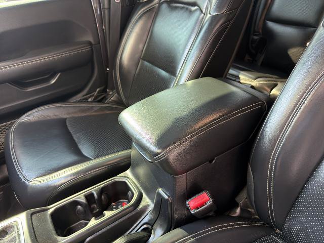 Used 2021 Jeep Wrangler Unlimited Sahara AWD/4WD image 34