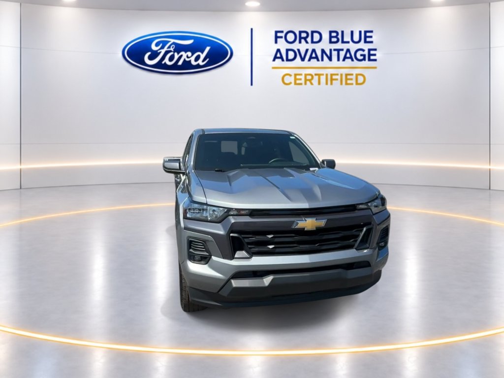 Used 2024 Chevrolet Colorado LT w/ LT Convenience Package RWD image 8