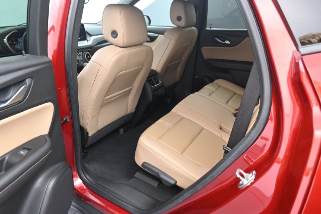 Used 2024 Chevrolet Blazer Premier w/ Driver Confidence II Package FWD image 15