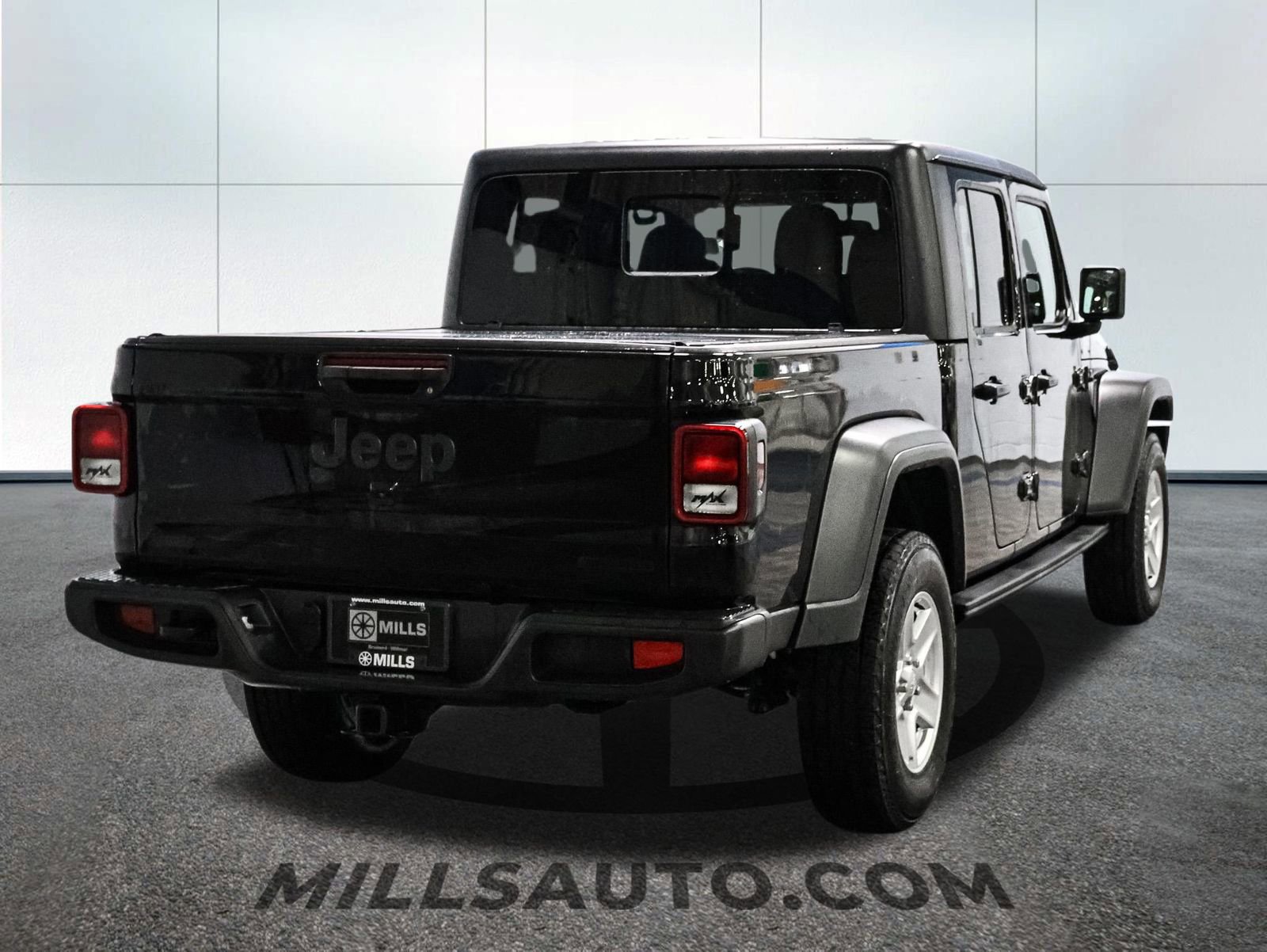 Used 2020 Jeep Gladiator Sport w/ Quick Order Package 24S image 5