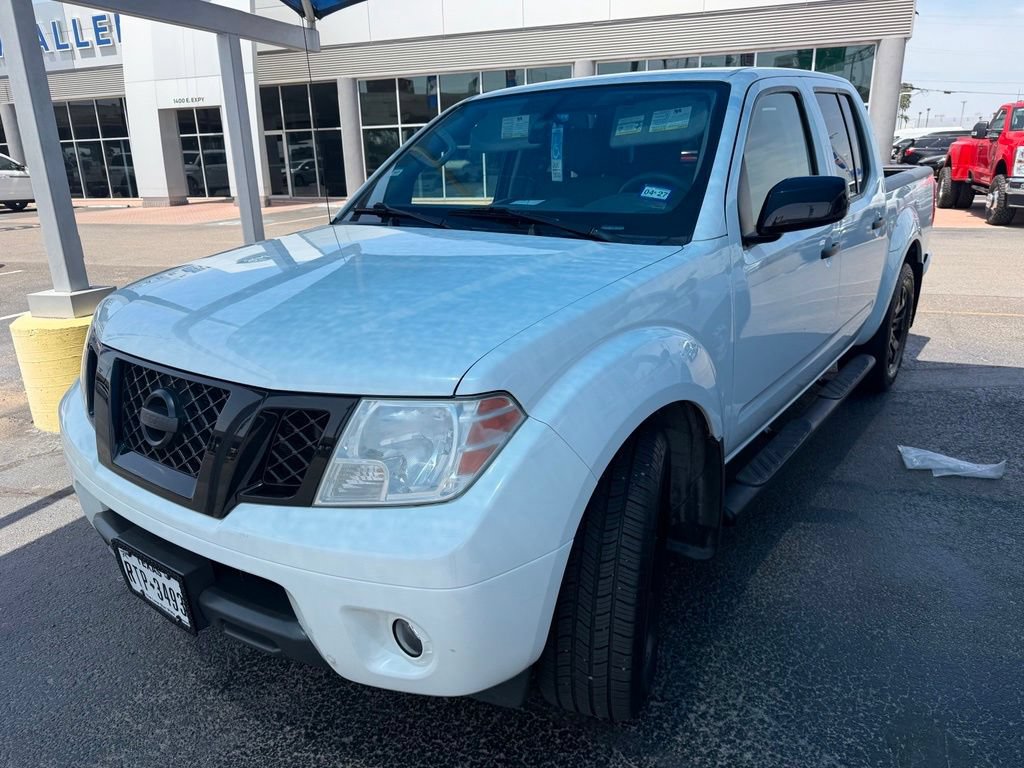 Used 2021 Nissan Frontier SV RWD image 3