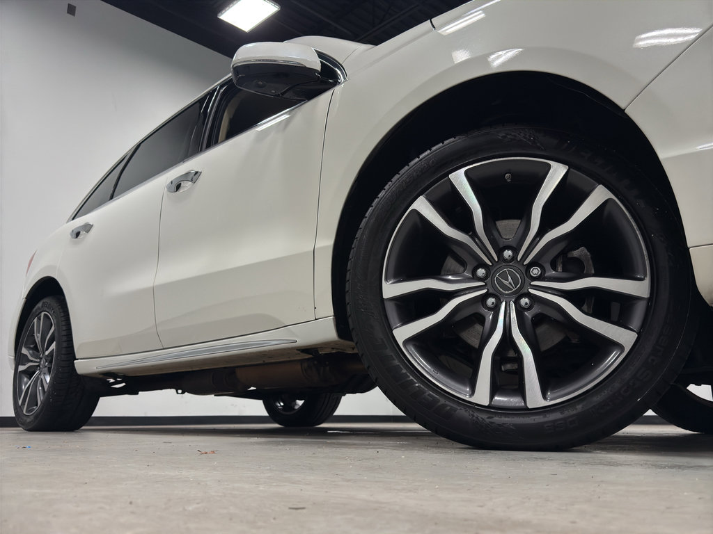 Used 2019 Acura MDX w/Advance Pkg image 2