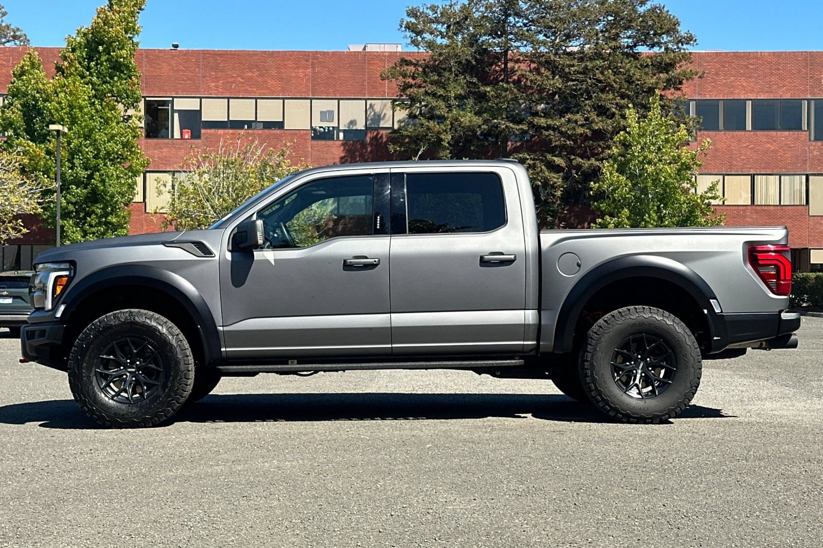 Certified 2024 Ford F150 Raptor AWD/4WD image 7