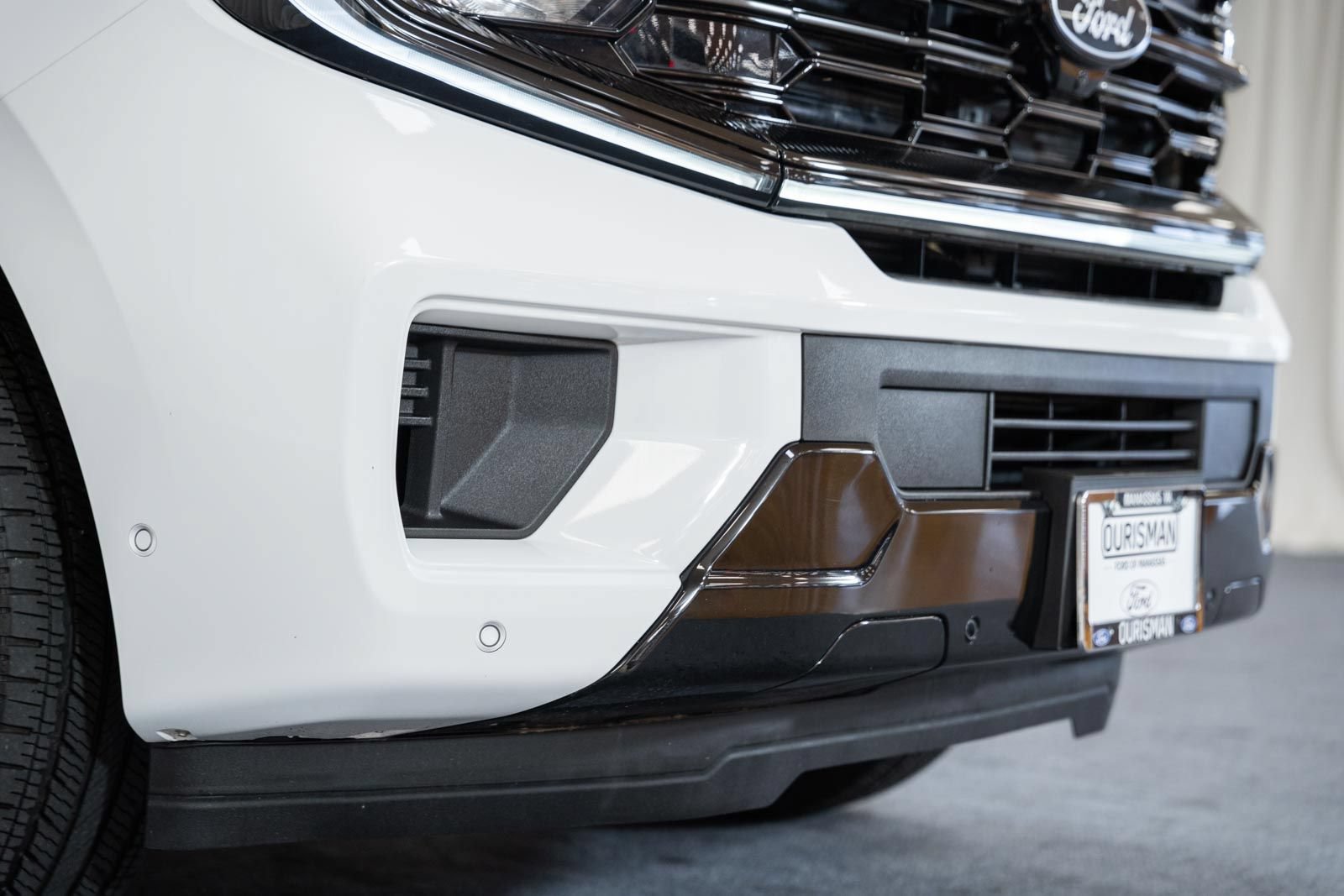 Certified 2025 Ford Expedition Max Platinum w/ Stealth Appearance Package AWD/4WD image 18