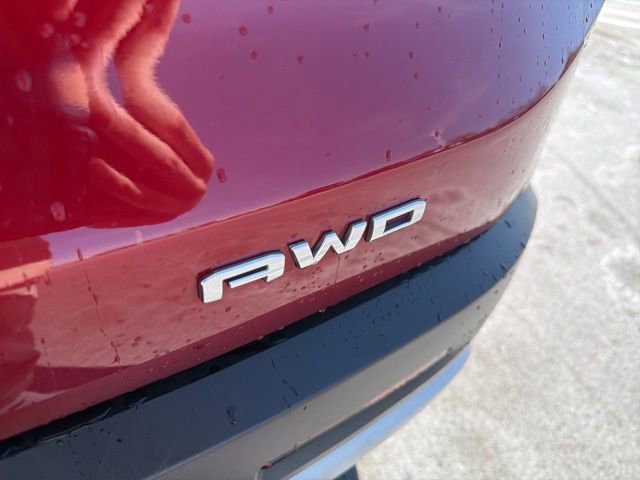 Used 2023 GMC Acadia SLT image 11