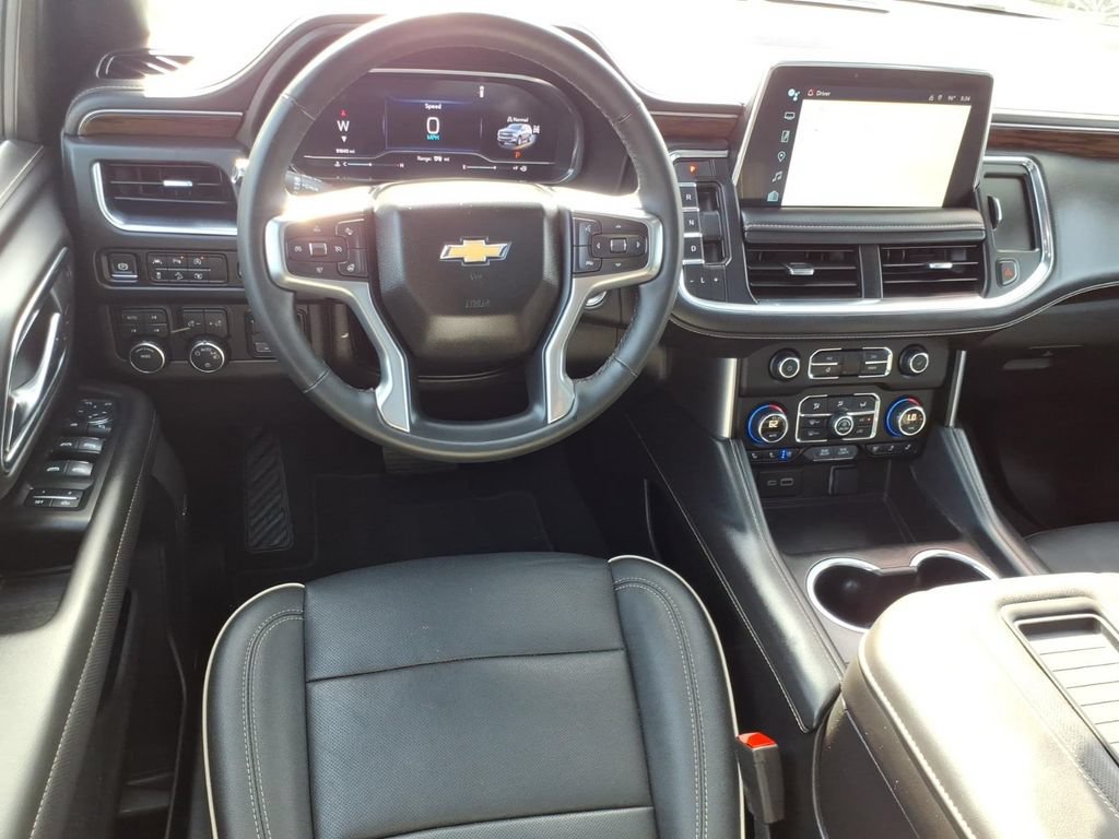 Used 2024 Chevrolet Tahoe Premier w/ Premium Package AWD/4WD image 15