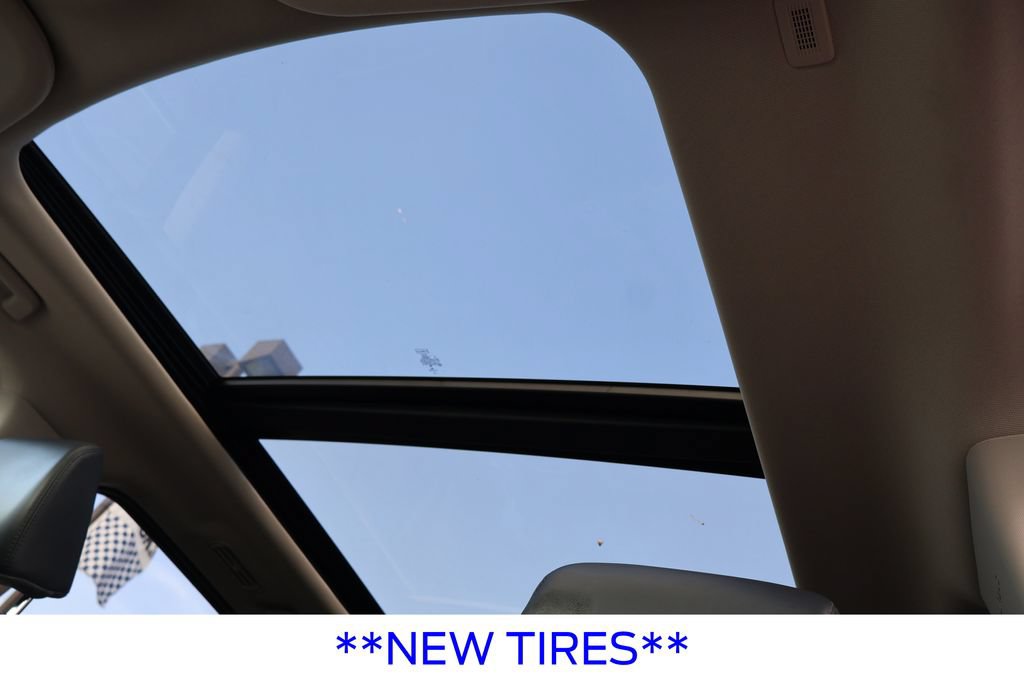 Certified 2022 Ford Expedition XLT RWD image 8
