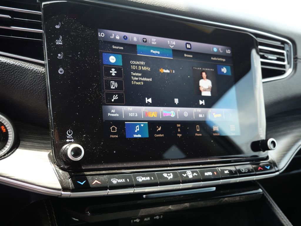 Used 2024 Jeep Wagoneer L Series II w/ Flexible Seating Group image 26