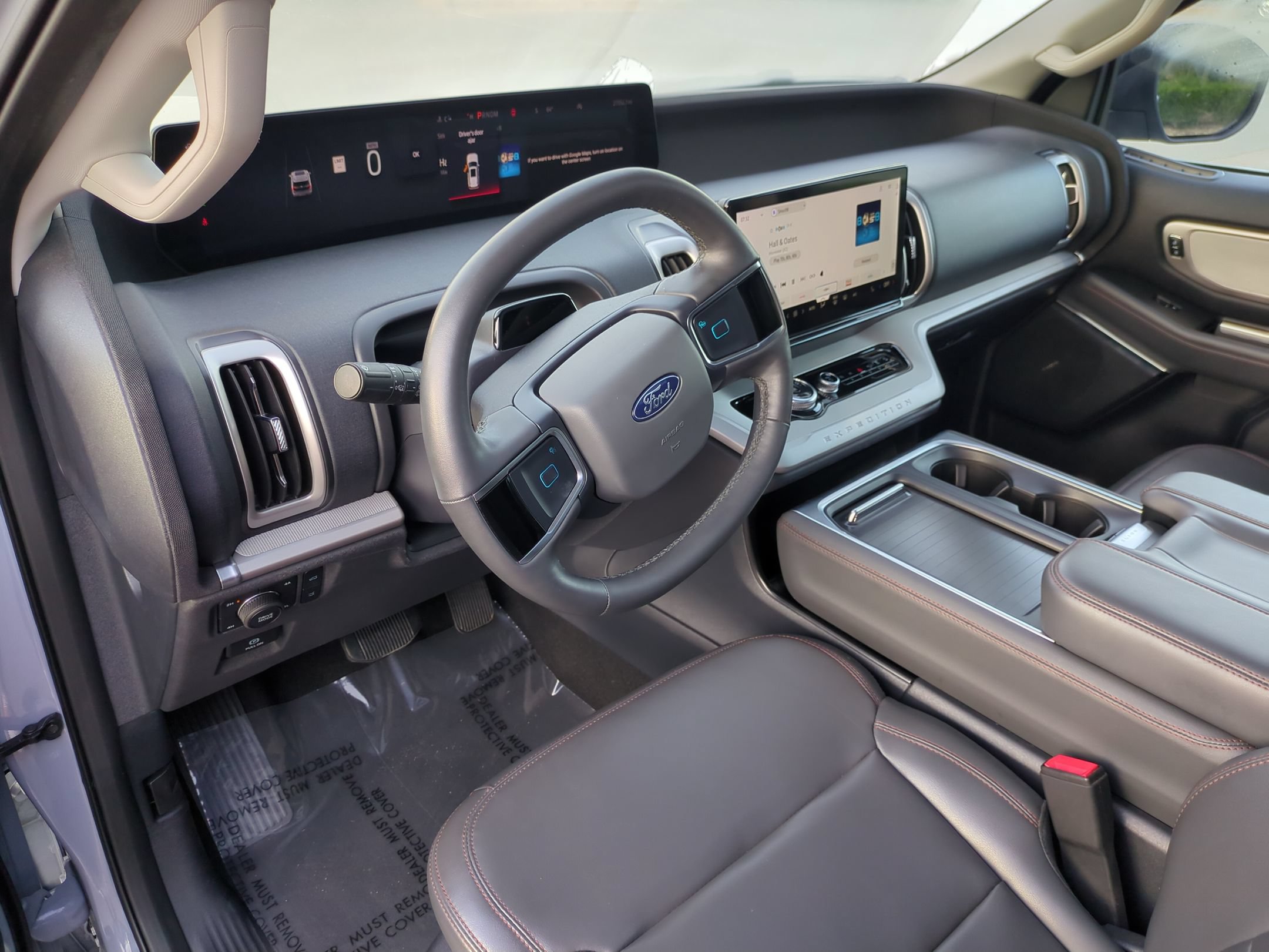Certified 2025 Ford Expedition Active AWD/4WD image 16