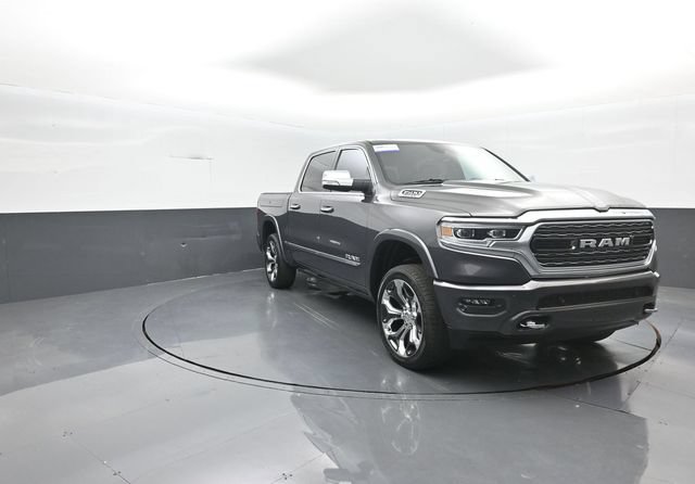 Used 2022 RAM 1500 Limited w/ Body Color Bumper Group AWD/4WD image 3