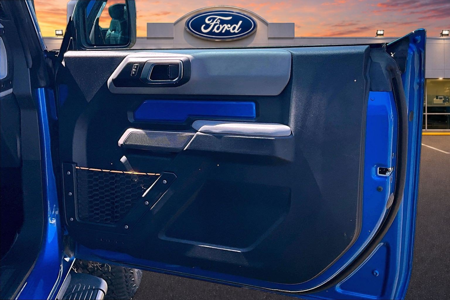 Certified 2022 Ford Bronco Badlands AWD/4WD image 24