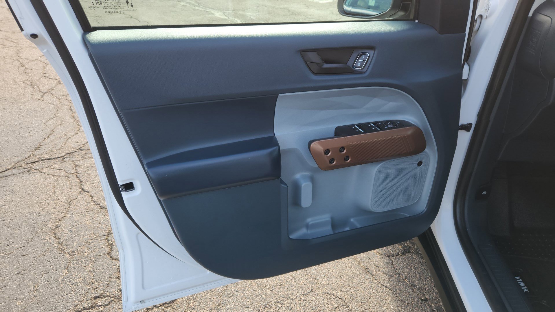 Certified 2022 Ford Maverick Lariat w/ Lariat Luxury Package image 25