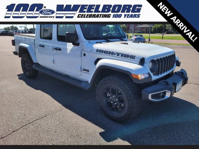 Used 2025 Jeep Gladiator Sport AWD/4WD image 3