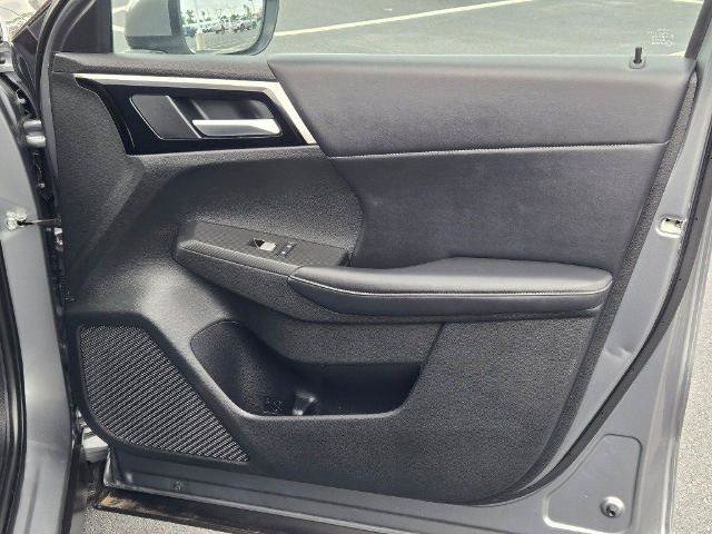 Used 2024 Mitsubishi Outlander SE FWD image 4