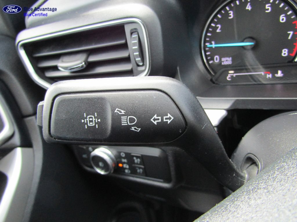 Certified 2022 Ford Explorer XLT w/ Equipment Group 202A AWD/4WD image 37