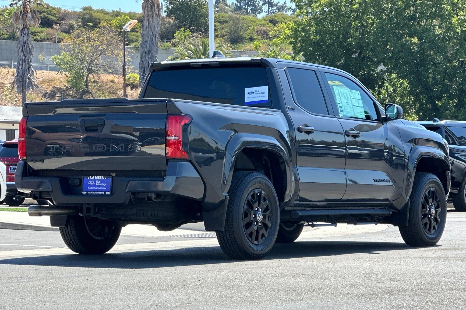Used 2024 Toyota Tacoma SR5 AWD/4WD image 3