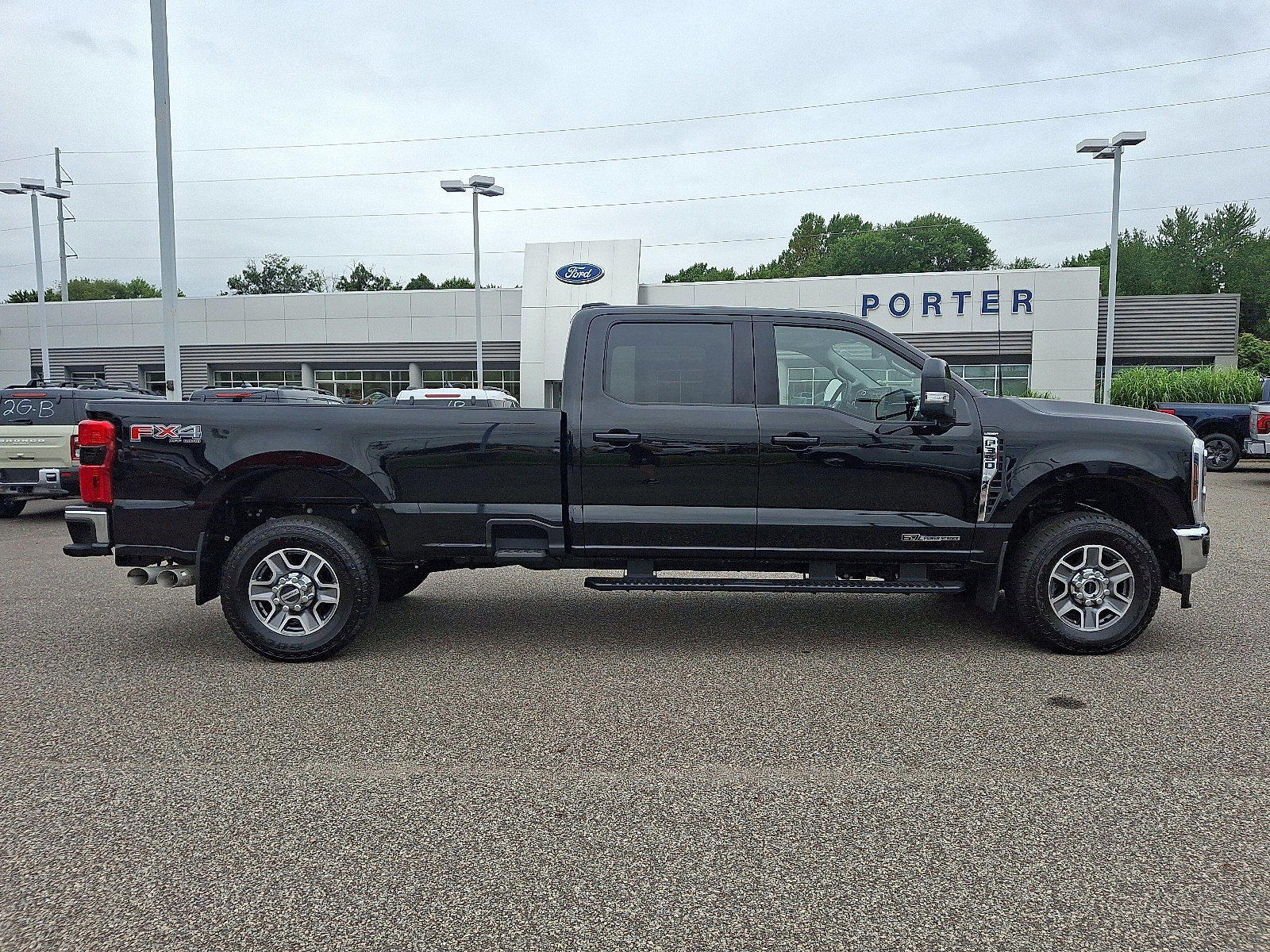 Certified 2025 Ford F350 Lariat image 9