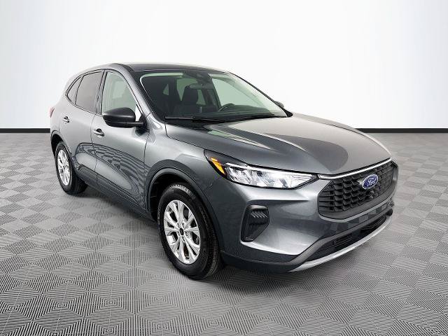 Certified 2025 Ford Escape Active FWD image 1