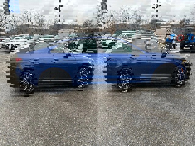 Used 2025 Kia K5 GT-Line w/ GT-Line Premium Package image 2