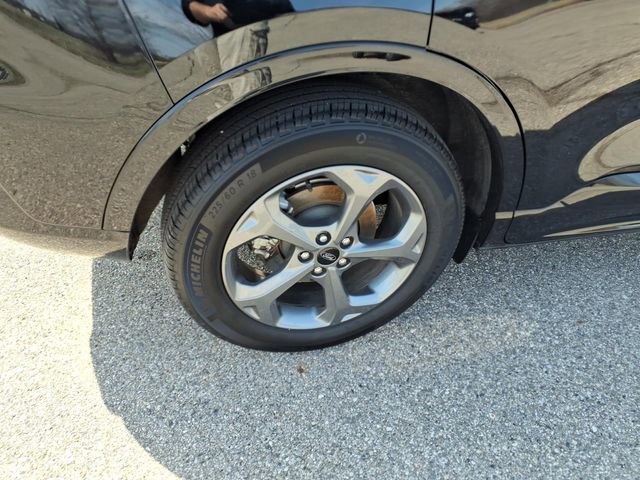 Certified 2024 Ford Escape ST-Line w/ Tech Pack #1 image 7
