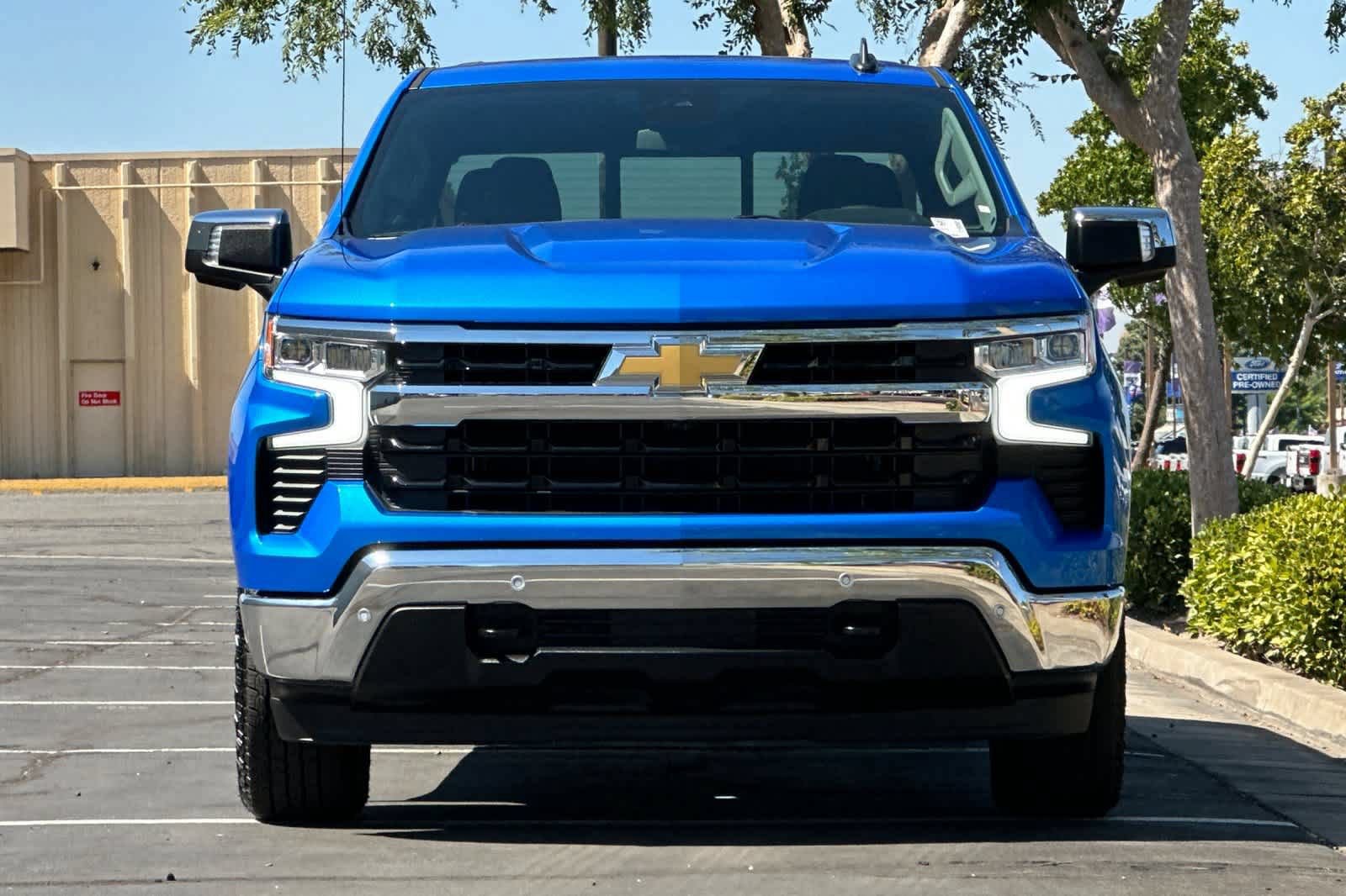 Used 2026 Chevrolet Silverado 1500 LT w/ Safety Package AWD/4WD image 11