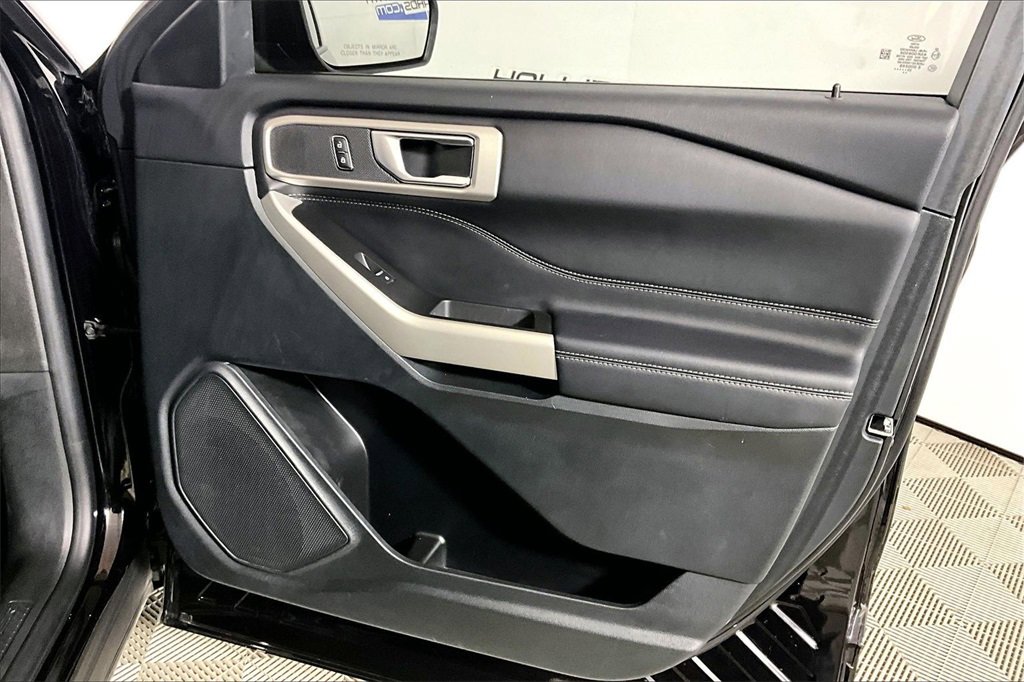 Certified 2024 Ford Explorer XLT w/ Equipment Group 202A image 19