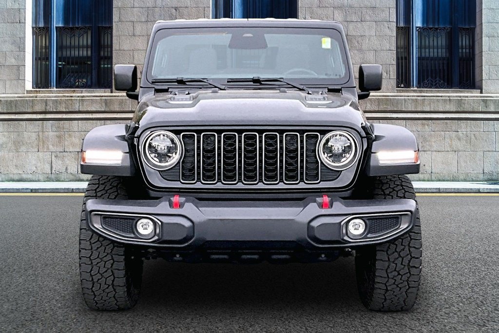 Used 2026 Jeep Gladiator Rubicon w/ Steel Power Dome Hood Package AWD/4WD image 3