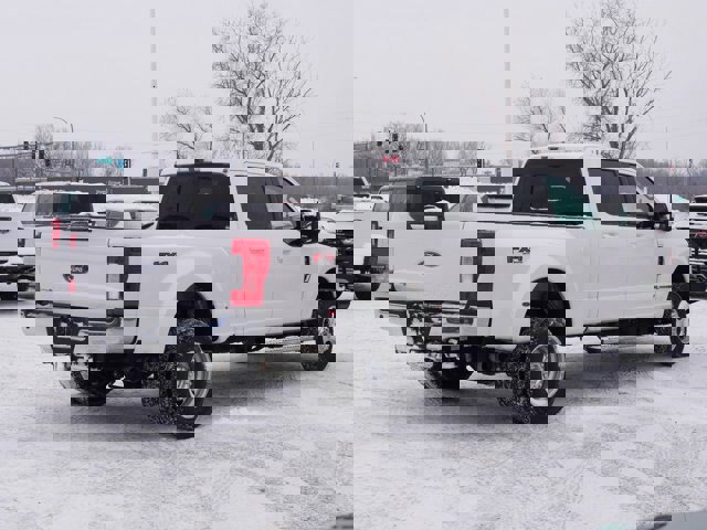 Certified 2017 Ford F350 Lariat w/ Tow Technology Bundle image 11