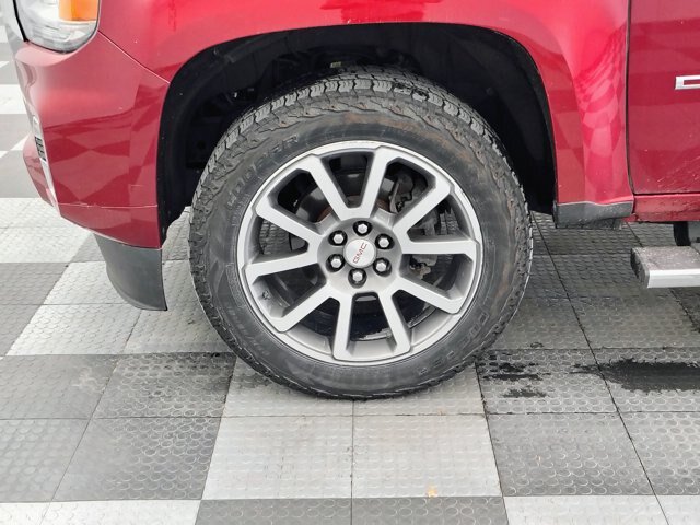Used 2021 GMC Canyon Denali AWD/4WD image 9