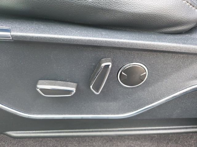 Certified 2023 Ford F150 Lariat w/ Equipment Group 502A High image 31