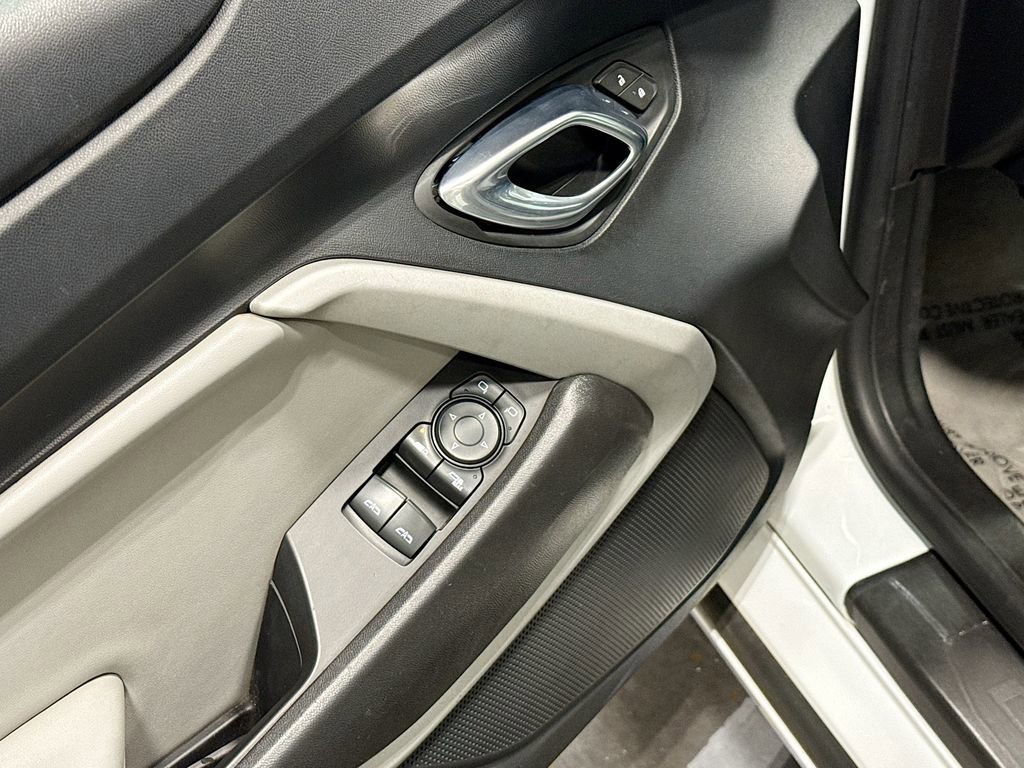 Used 2020 Chevrolet Camaro LT image 15