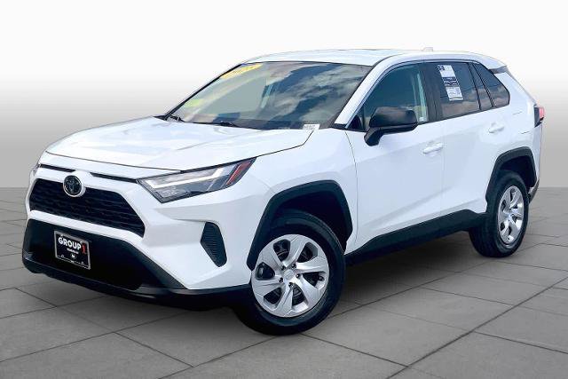 Used 2025 Toyota RAV4 LE AWD/4WD image 1