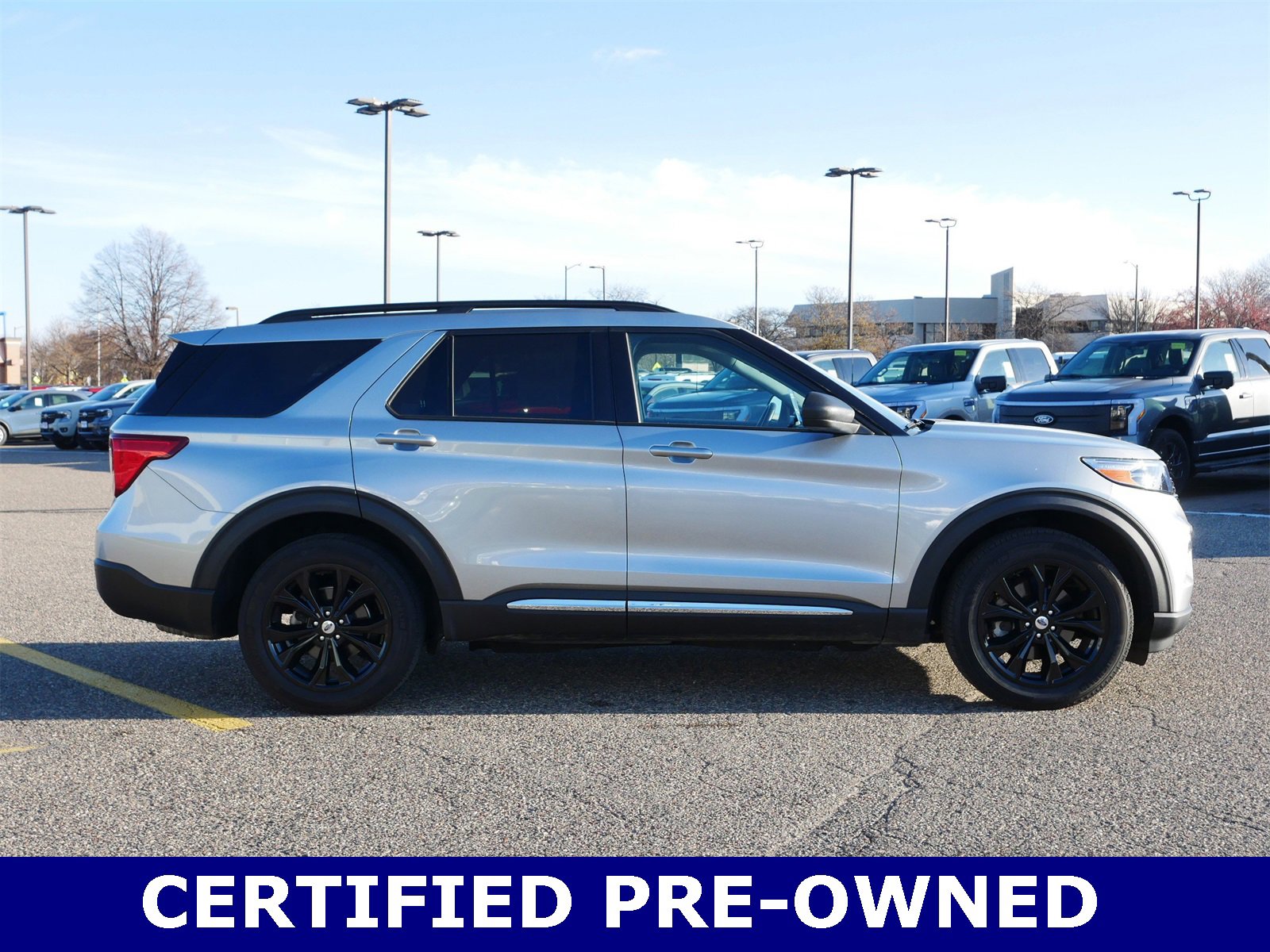 Certified 2023 Ford Explorer XLT w/ Equipment Group 202A image 6