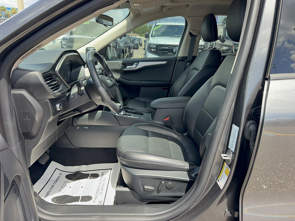 Certified 2020 Ford Escape SEL FWD image 11