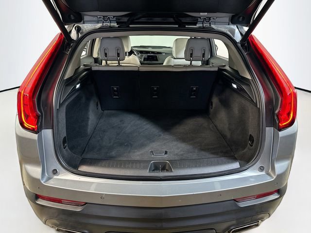 Used 2023 Cadillac XT4 Luxury w/ Cold Weather Package image 20