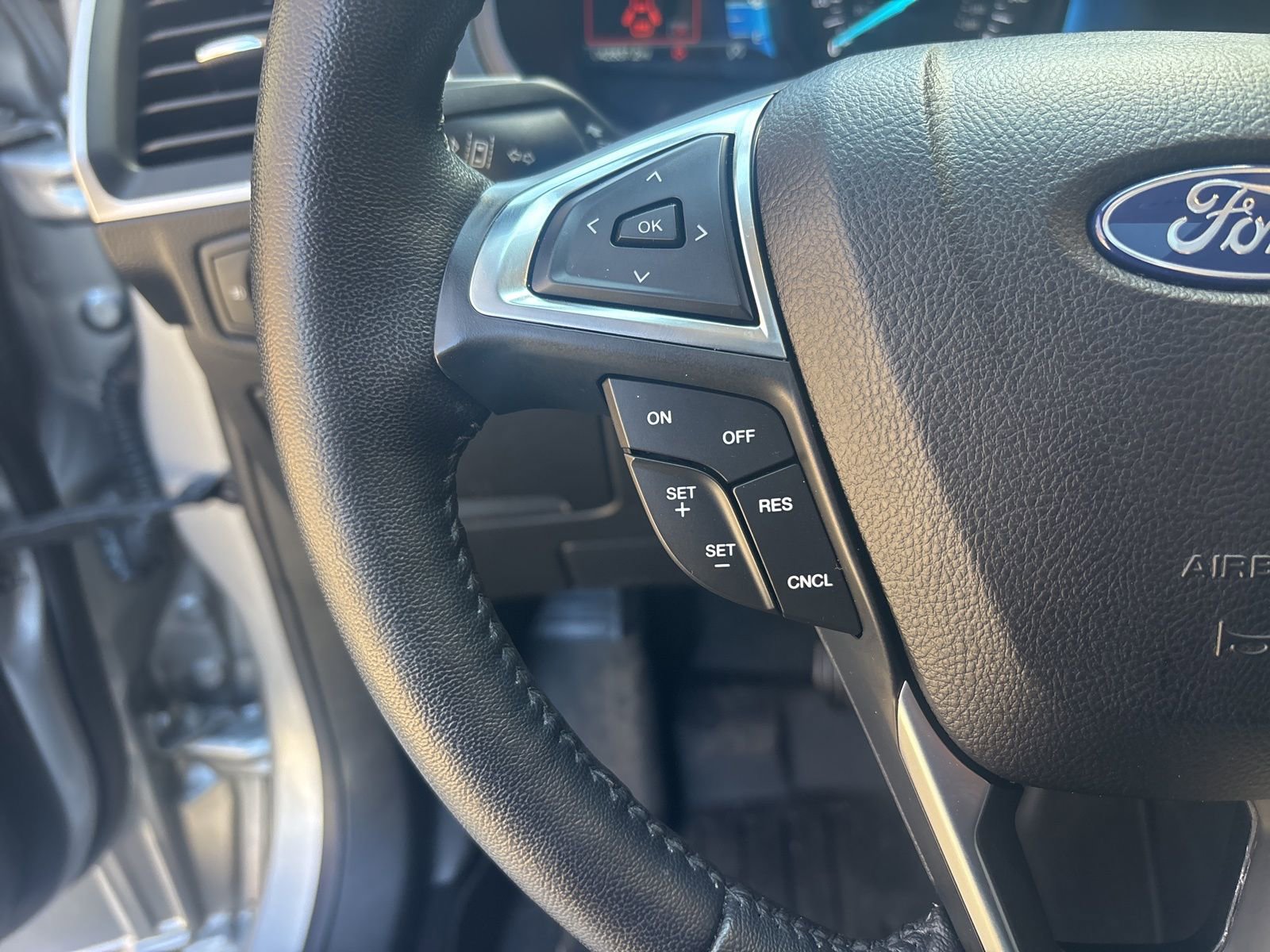 Certified 2022 Ford Edge SEL w/ Convenience Package AWD/4WD image 21