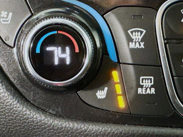 Used 2022 Chevrolet Equinox Premier AWD/4WD image 21