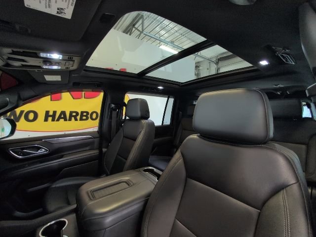 Used 2023 Chevrolet Suburban Z71 image 28