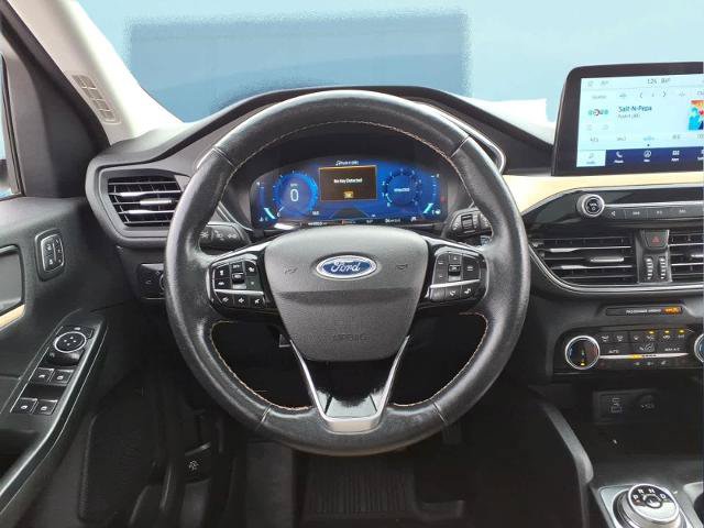Certified 2022 Ford Escape Titanium w/ Titanium Elite Package AWD/4WD image 21