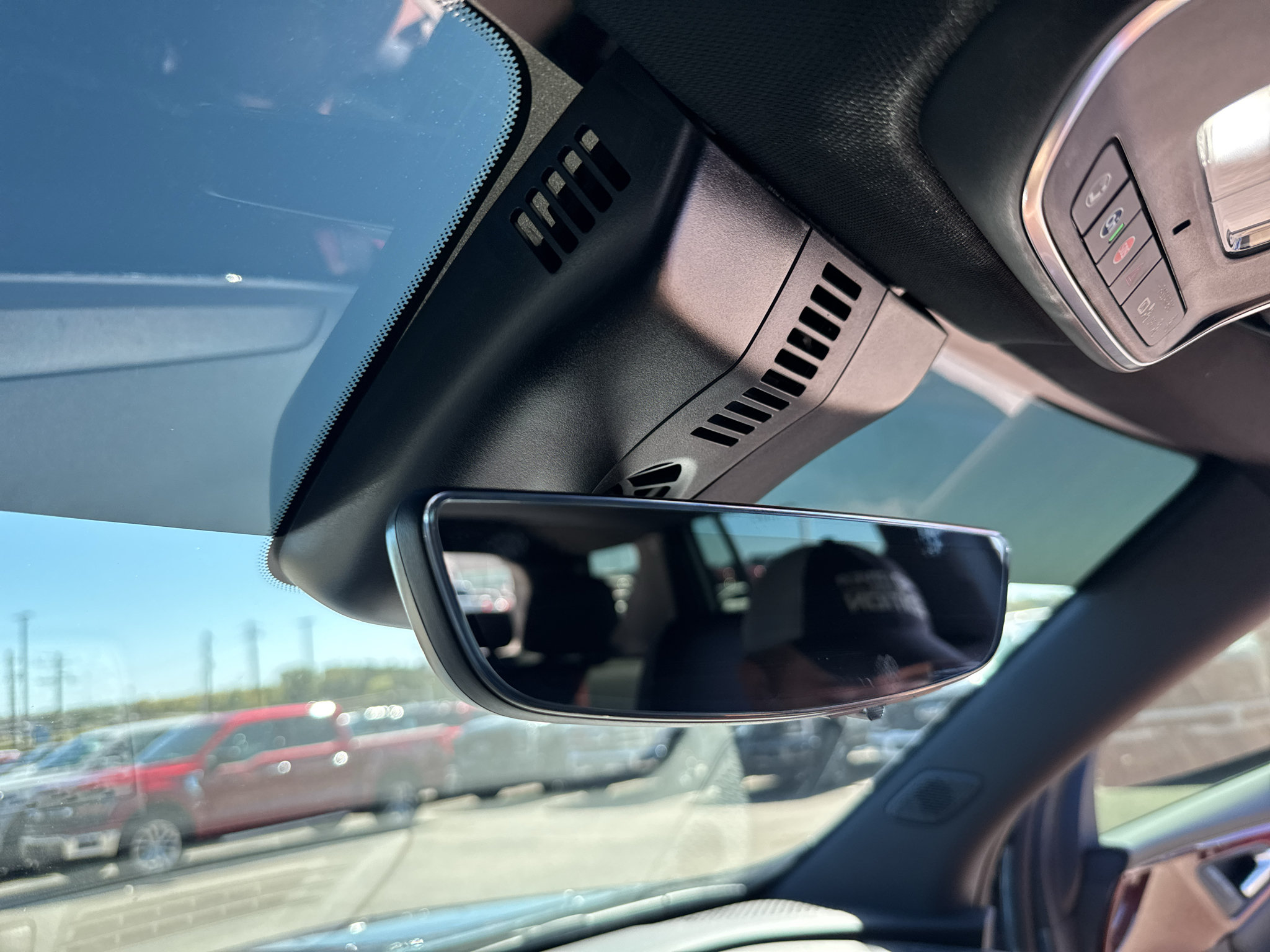 Used 2026 Chevrolet Traverse RS FWD image 30
