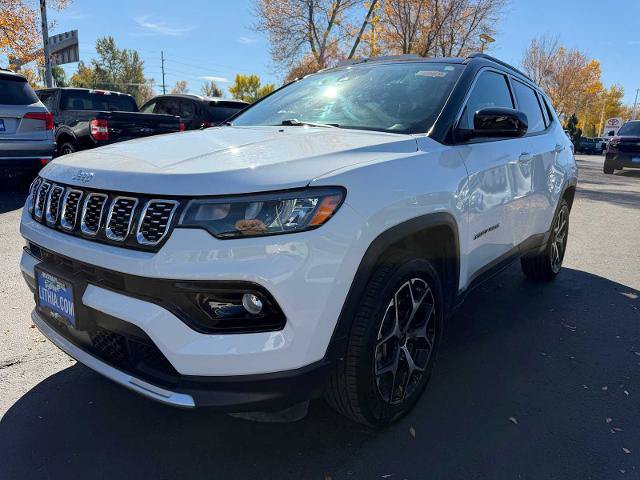 Used 2025 Jeep Compass Limited AWD/4WD image 1