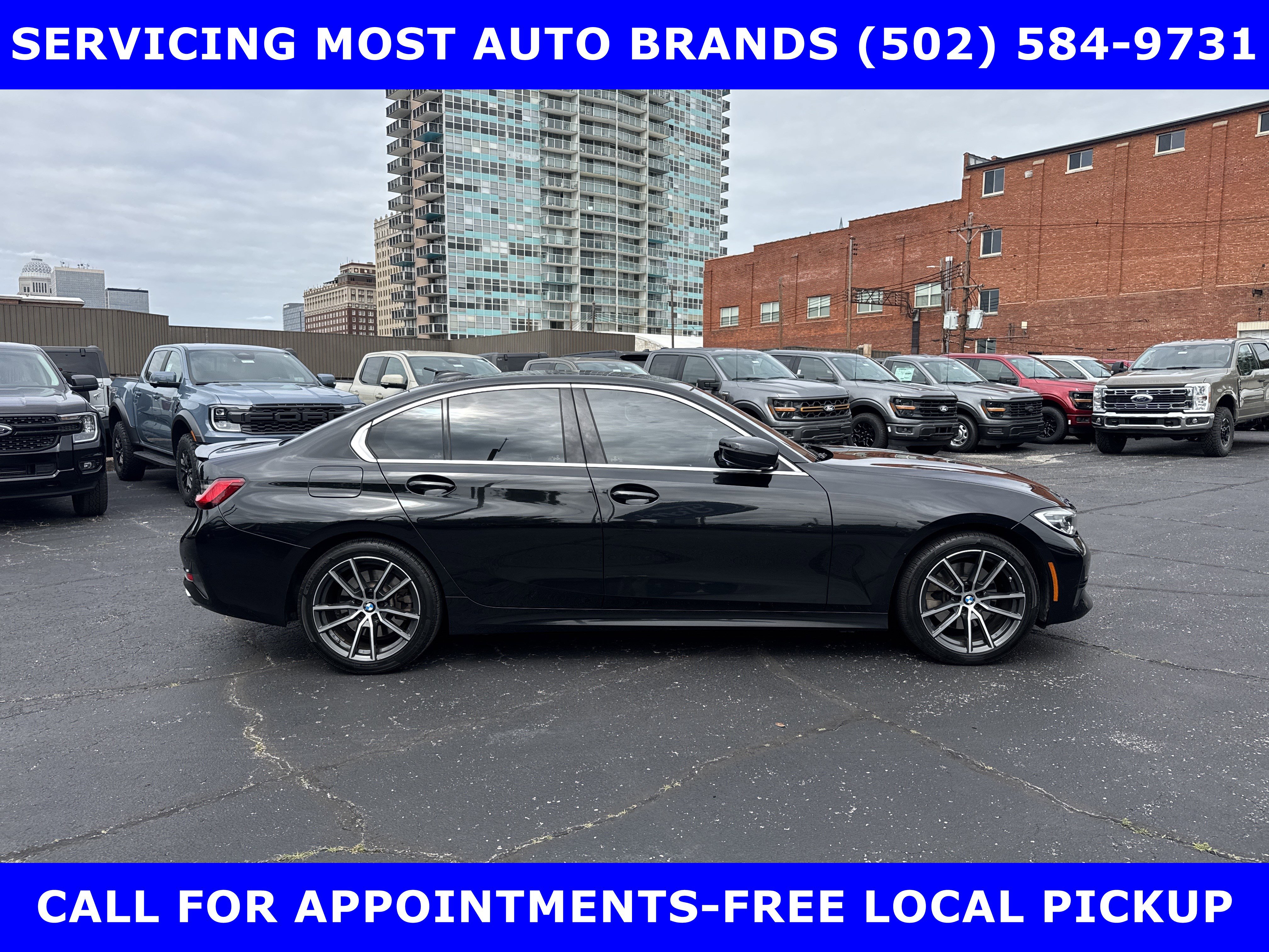 Used 2019 BMW 330i Sedan w/ Convenience Package RWD image 2