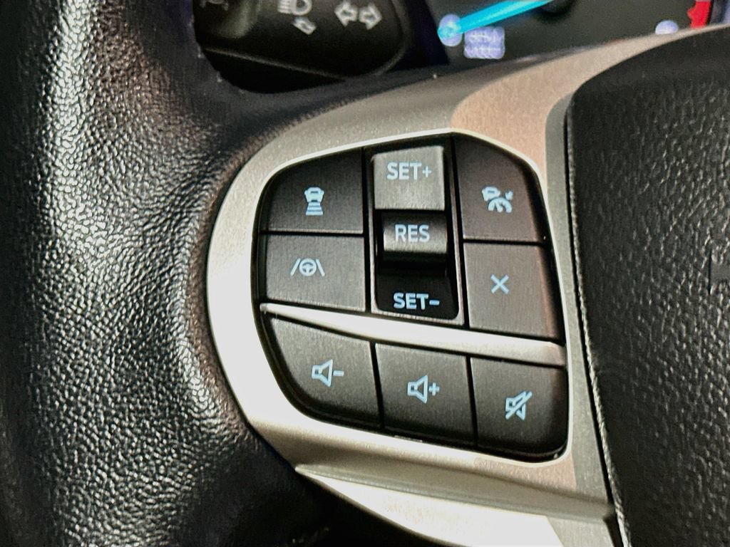 Certified 2023 Ford Explorer Limited AWD/4WD image 31