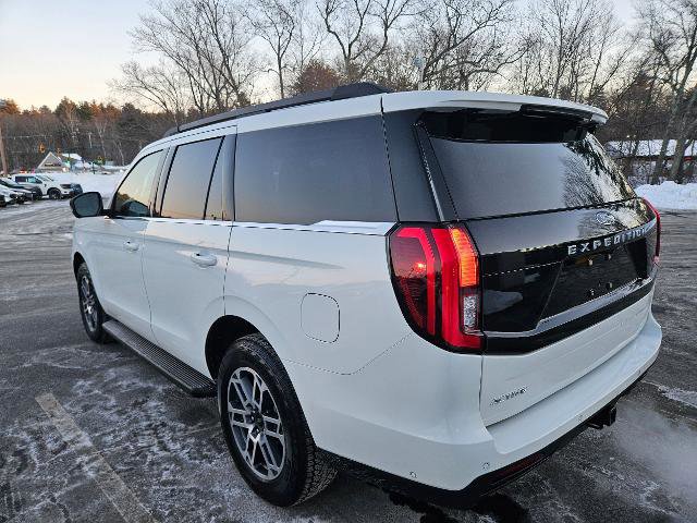 Certified 2025 Ford Expedition Active image 5