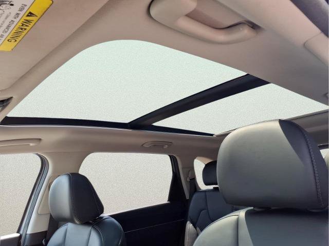 Used 2021 Kia Sorento EX w/ Panoramic Sunroof Package AWD/4WD image 17